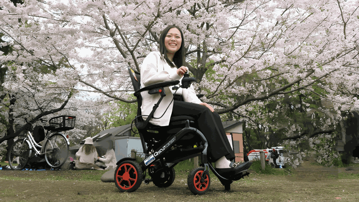 「電動車いす“Ｑ５０Ｒカーボン”でお花見へ行きました。」